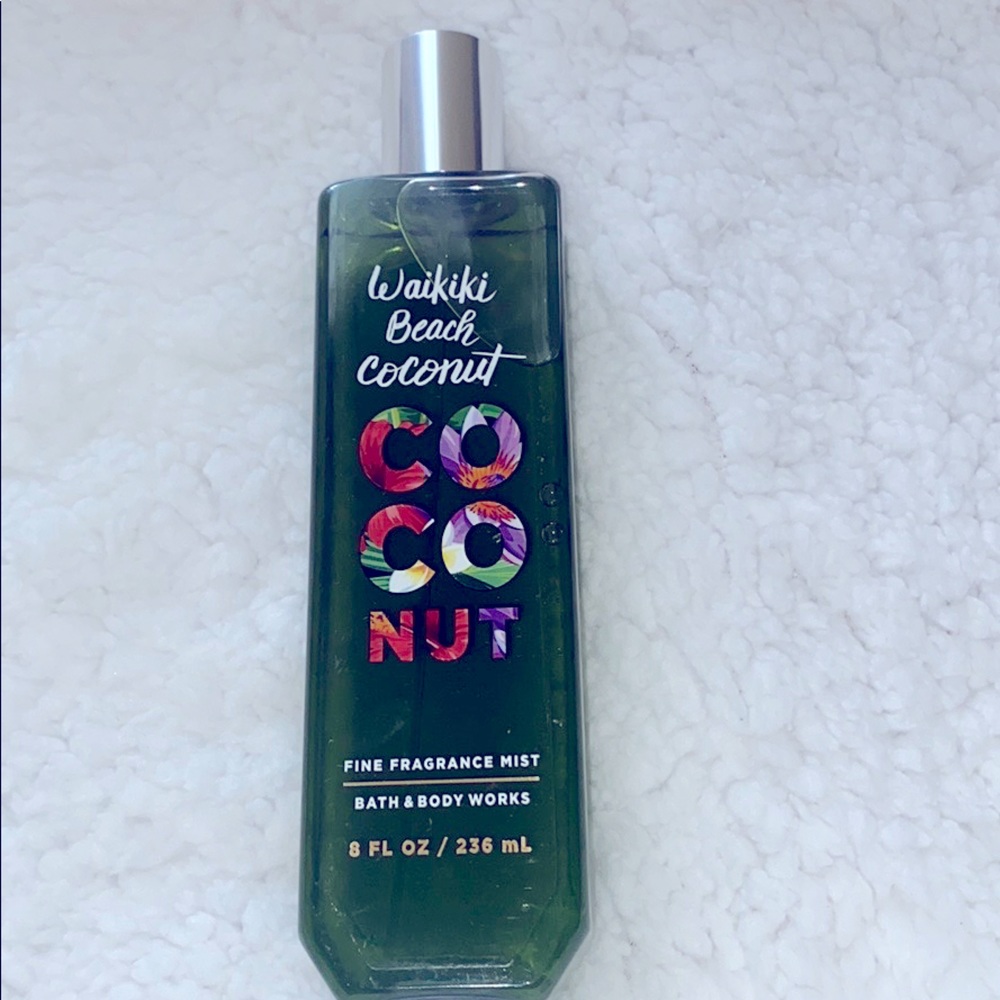 Bath & Bodyworks Waikiki Beach Coconut Body Spray